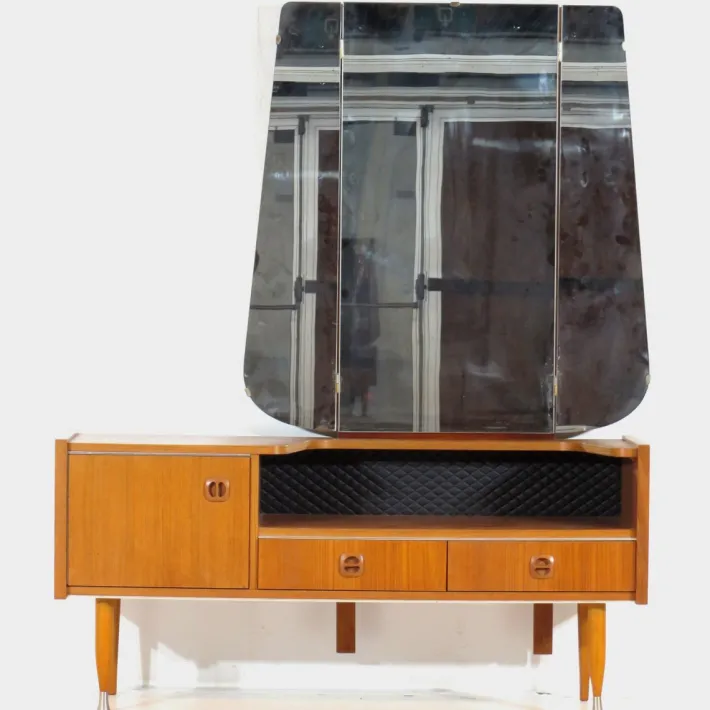 Pamono Mid-Century Design Dressing Table in Teak with Legs, 1960s New