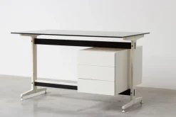 Pamono Mid-Century Desk by Etienne Fermigier, 1970s Outlet