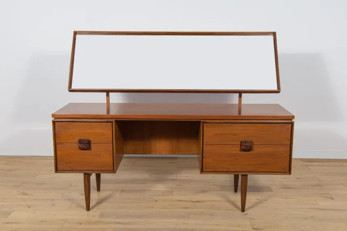 Pamono Mid-Century Dressing Table in the style of Ib Kofod-Larsen for G-Plan, United Knigdom, 1960s New