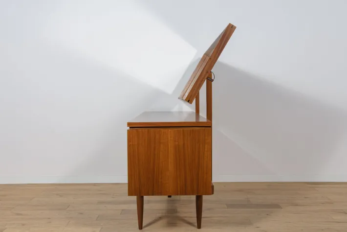 Pamono Mid-Century Dressing Table in the style of Ib Kofod-Larsen for G-Plan, United Knigdom, 1960s New
