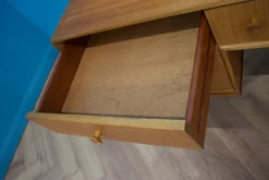 Pamono Mid-Century Dressing Table in Teak Veneer from McIntosh, 1960s Online