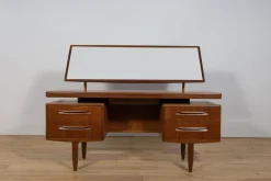 Pamono Mid-Century Dressing Table by Victor Wilkins for G-Plan, United Knigdom, 1960s Sale