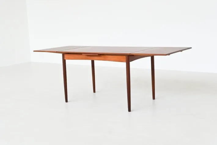 Pamono Mid-Century Extendable Dining Table in Teak by Børge Mogensen, Denmark, 1960s New
