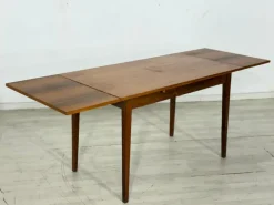 Pamono Mid-Century Extendable Dining Table in Wood Outlet