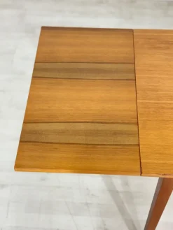 Pamono Mid-Century Extendable Dining Table in Wood Outlet