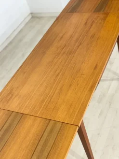 Pamono Mid-Century Extendable Dining Table in Wood Outlet