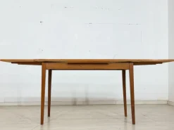 Pamono Mid-Century Extendable Dining Table in Wood Outlet