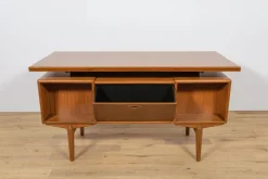 Pamono Mid-Century Freestanding Teak Desk, Denmark, 1960s Sale