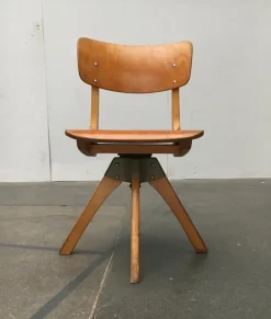 Pamono Mid-Century German Wooden Children Swivel Chair from Casala Outlet