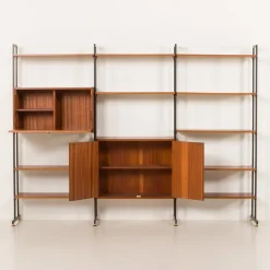 Pamono Mid-Century Italian Free-Standing 3-Bay Wall Unit in Teak, 1970s Outlet