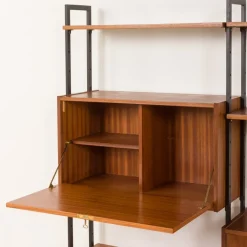 Pamono Mid-Century Italian Free-Standing 3-Bay Wall Unit in Teak, 1970s Outlet