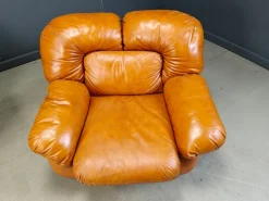 Pamono Mid-Century Italian Leather Sofa Set by Ercole Biella for Grappeggia, 1970s, Set of 2 Hot
