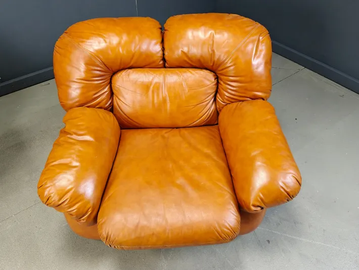 Pamono Mid-Century Italian Leather Sofa Set by Ercole Biella for Grappeggia, 1970s, Set of 2 Hot