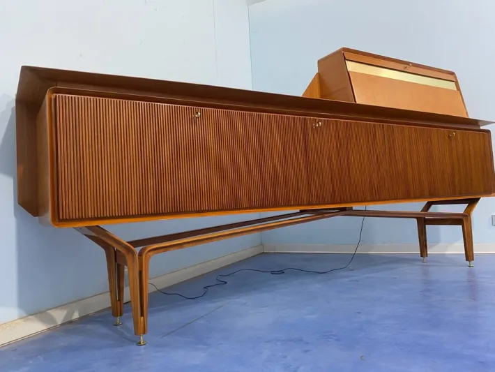 Pamono Mid-Century Italian Sideboard by Consortium Furniture of Cantù, 1950s Clearance