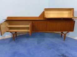 Pamono Mid-Century Italian Sideboard by Consortium Furniture of Cantù, 1950s Clearance