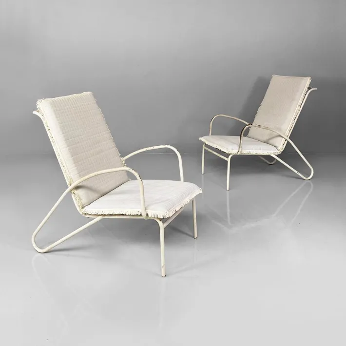 Pamono Mid-Century Italian White and Azure Iron Outdoor Lounge Chairs, 1960s, Set of 2 Clearance