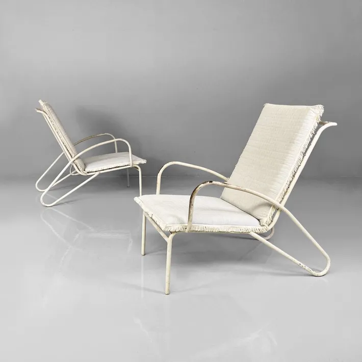 Pamono Mid-Century Italian White and Azure Iron Outdoor Lounge Chairs, 1960s, Set of 2 Clearance