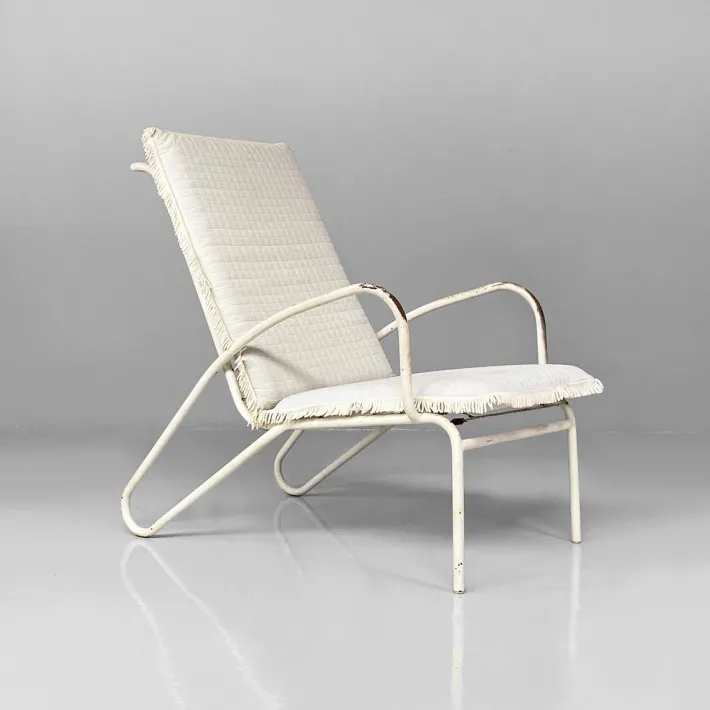 Pamono Mid-Century Italian White and Azure Iron Outdoor Lounge Chairs, 1960s, Set of 2 Clearance