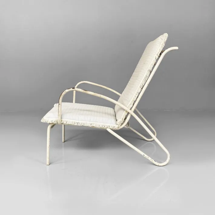 Pamono Mid-Century Italian White and Azure Iron Outdoor Lounge Chairs, 1960s, Set of 2 Clearance