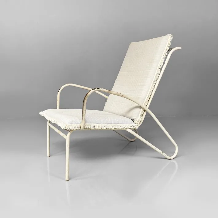 Pamono Mid-Century Italian White and Azure Iron Outdoor Lounge Chairs, 1960s, Set of 2 Clearance