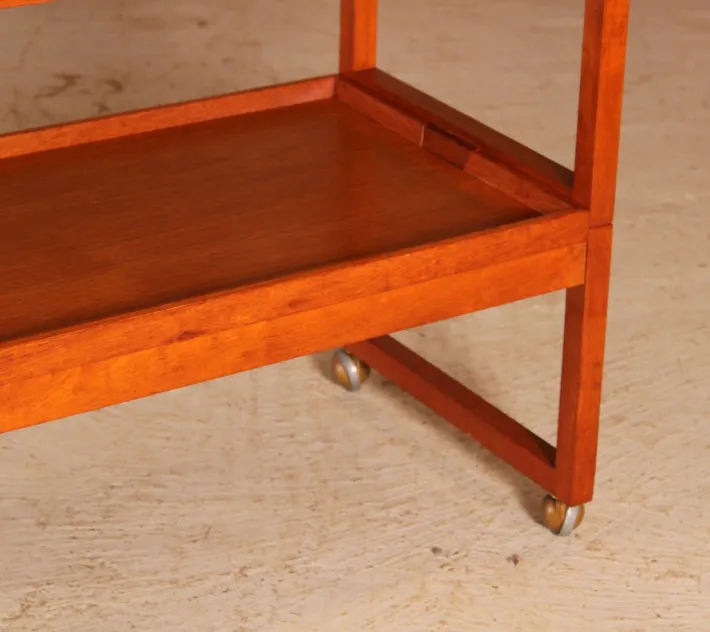 Pamono Mid-Century Metamorphic Teak Serving Trolley from White & Newton, 1960s Online
