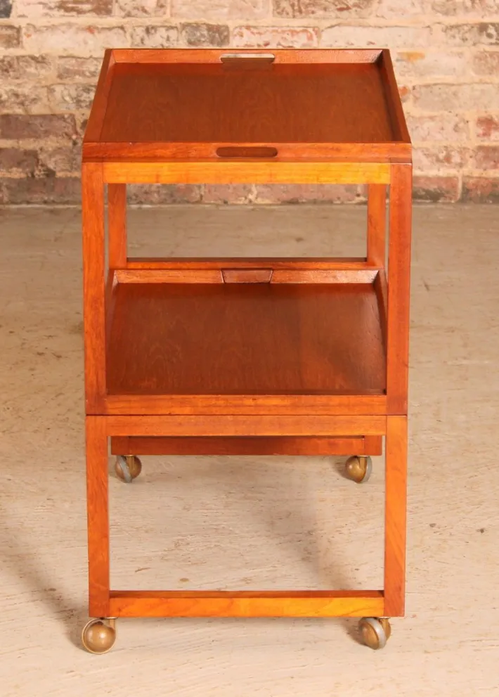 Pamono Mid-Century Metamorphic Teak Serving Trolley from White & Newton, 1960s Online