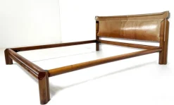 Pamono Mid-Century Modern Bed in Wood and Leather Online