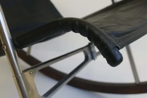 Pamono Mid-Century Modern Black Leather Rocking Chair by Takeshi Nii, 1960s Outlet