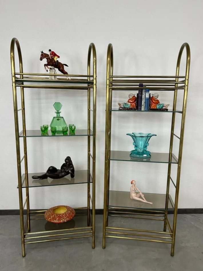 Pamono Mid-Century Modern Brass Etagere, 1970s Online