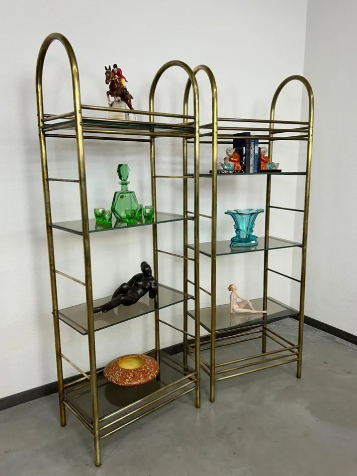 Pamono Mid-Century Modern Brass Etagere, 1970s Online
