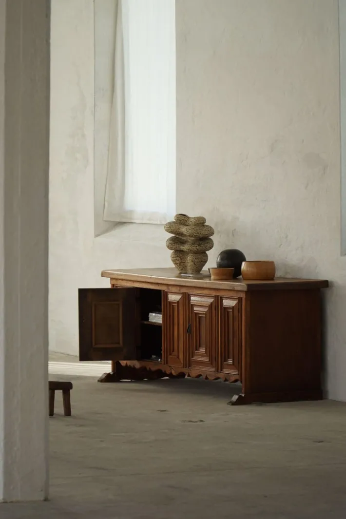 Pamono Mid-Century Modern Brutalist French Oak Sideboard, 1950s