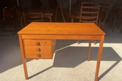 Pamono Mid-Century Modern Danish Teak Desk by Domino Mobler, 1960