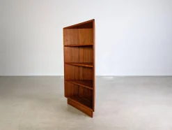 Pamono Mid-Century Modern Danish Bookcase in Teak, 1960