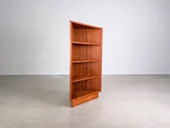 Pamono Mid-Century Modern Danish Bookcase in Teak, 1960
