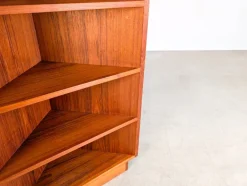 Pamono Mid-Century Modern Danish Bookcase in Teak, 1960