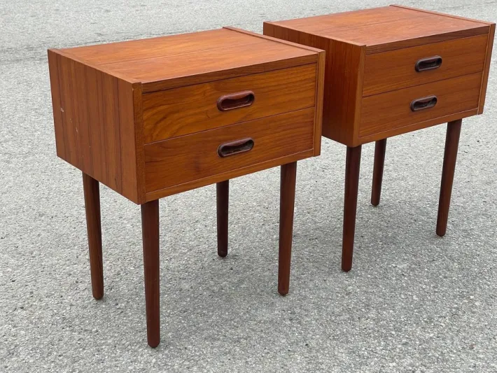 Pamono Mid-Century Modern Danish Teak Nightstands, 1964, Set of 2 New
