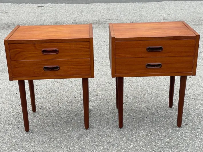 Pamono Mid-Century Modern Danish Teak Nightstands, 1964, Set of 2 New