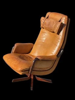 Pamono Mid-Century Modern Danish Tan Leather Swivel Chair, 1970 Online
