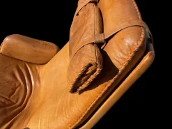 Pamono Mid-Century Modern Danish Tan Leather Swivel Chair, 1970 Online