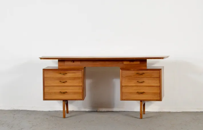 Pamono Mid-Century Modern Danish Walnut and Brass Desk by Alfred Cox, 1960s