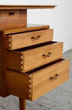 Pamono Mid-Century Modern Danish Walnut and Brass Desk by Alfred Cox, 1960s