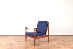 Pamono Mid-Century Modern Danish Lounge Chair, 1960s New