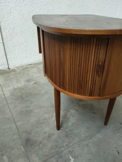 Pamono Mid-Century Modern Danish Teak Desk Outlet