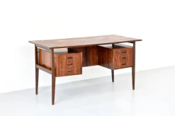 Pamono Mid-Century Modern Danish Executive Desk in Teak Hot