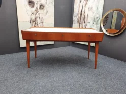 Pamono Mid-Century Modern Desk in Cherry and Formica, 1950s Hot
