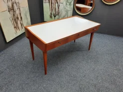 Pamono Mid-Century Modern Desk in Cherry and Formica, 1950s Hot