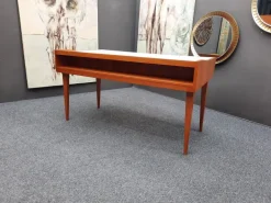 Pamono Mid-Century Modern Desk in Cherry and Formica, 1950s Hot