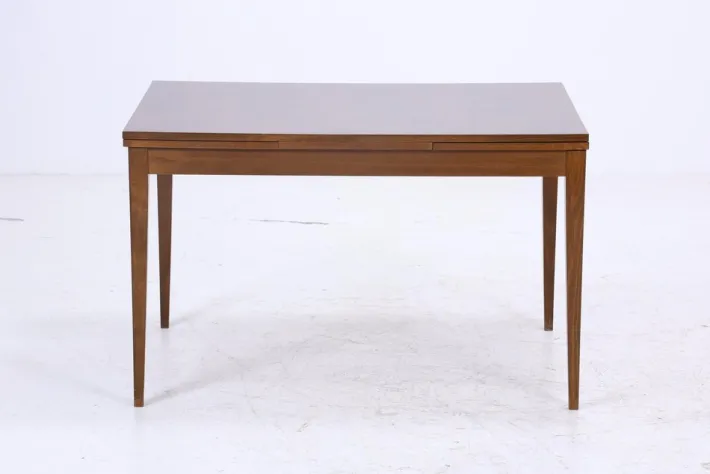 Pamono Mid-Century Modern Dining Table in Walnut, 1960s Outlet