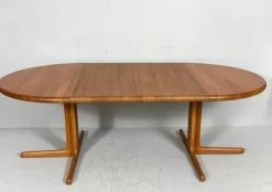 Pamono Mid-Century Modern Extendable Dining Table in Teak from Langeskov Möbelfabrik, 1970s Best