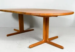 Pamono Mid-Century Modern Extendable Dining Table in Teak from Langeskov Möbelfabrik, 1970s Best